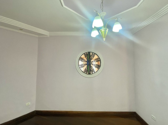Imagem Casa com 3 Quartos à Venda, 182 m² em Vila Industrial - São José Dos Campos