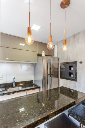 Imagem Apartamento com 3 Quartos à Venda, 75 m² em Petrópolis - Porto Alegre Imagem Apartamento com 3 Quartos à Venda, 75 m² em Petrópolis - Porto Alegre
