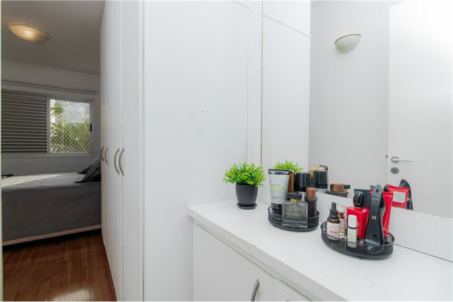 Imagem Imóvel com 2 Quartos à Venda,  em Vila Olímpia - São Paulo