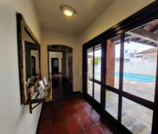 Imagem Casa com 5 Quartos à Venda, 427 m² em Centro - Guaratuba Imagem Casa com 5 Quartos à Venda, 427 m² em Centro - Guaratuba