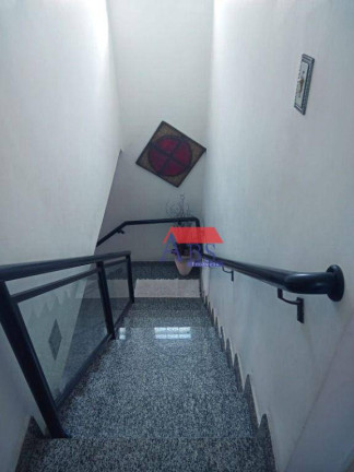 Imagem Sobrado com 3 Quartos à Venda, 141 m² em Vila Ponte Nova - Cubatão Imagem Sobrado com 3 Quartos à Venda, 141 m² em Vila Ponte Nova - Cubatão