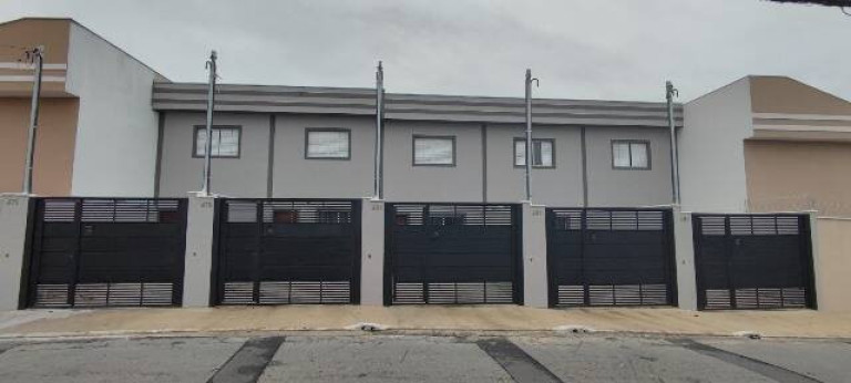 Sobrado com 2 Quartos à Venda, 64 m² em Vila Reis - São Paulo
