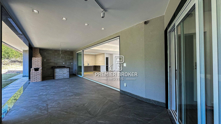 Imagem Casa com 4 Quartos à Venda, 400 m² em Quebra Frascos - Teresópolis Imagem Casa com 4 Quartos à Venda, 400 m² em Quebra Frascos - Teresópolis
