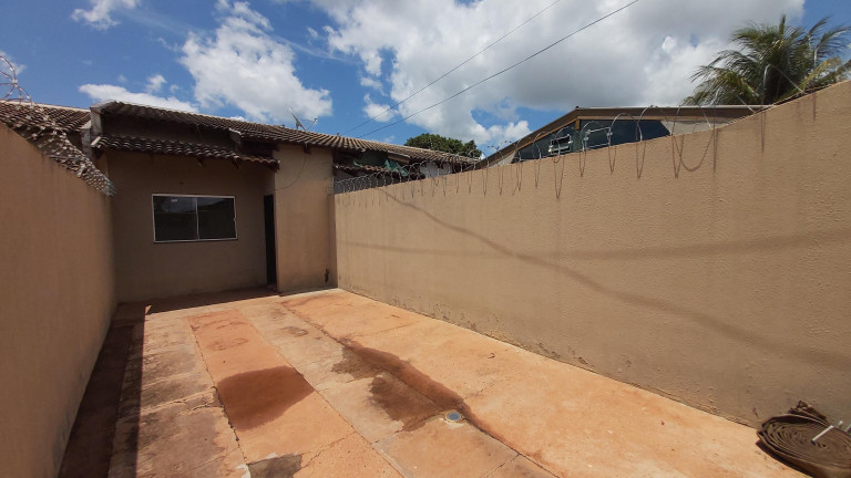 Imagem Casa com 2 Quartos à Venda, 68 m² em Jardim São Conrado - Campo Grande