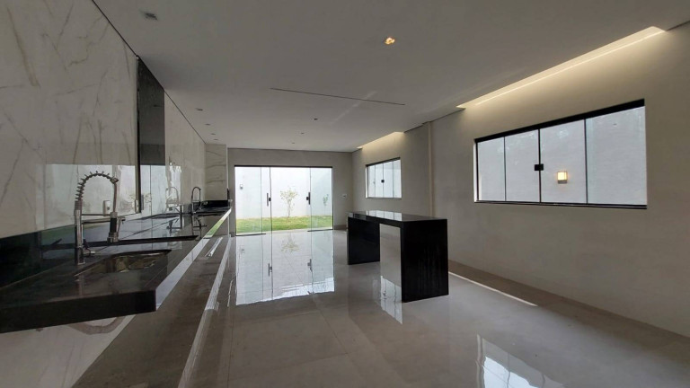 Imagem Casa com 3 Quartos à Venda, 394 m² em Setor Leste Universitário - Goiânia Imagem Casa com 3 Quartos à Venda, 394 m² em Setor Leste Universitário - Goiânia