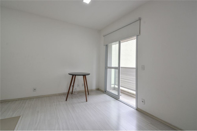 Imagem Imóvel com 1 Quarto à Venda, 25 m² em Aclimação - São Paulo