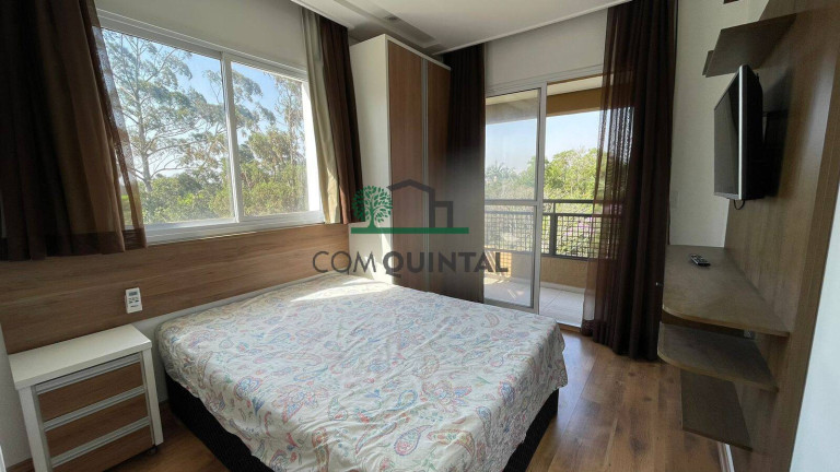Apartamento à Venda,  em Lageadinho - Cotia