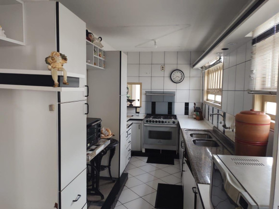 Imagem Casa com 5 Quartos à Venda, 400 m² em Saguaçu - Joinville