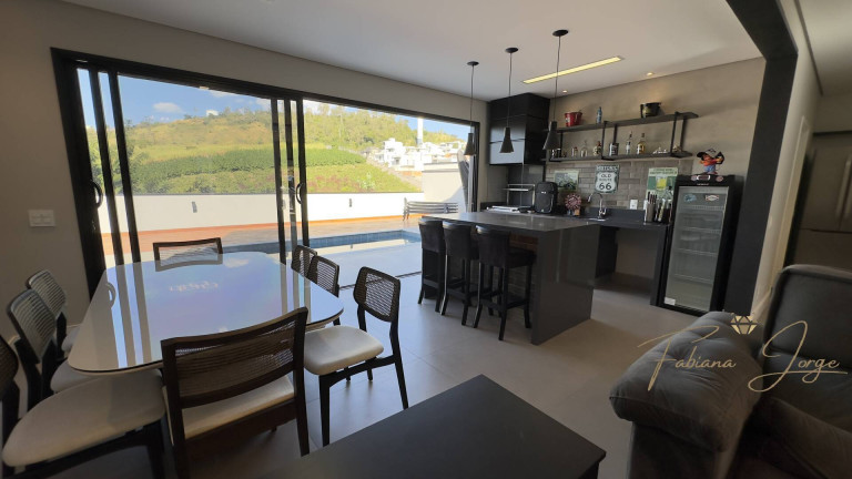 Imagem Casa com 3 Quartos à Venda, 300 m² em Jardim São Marcos - Valinhos