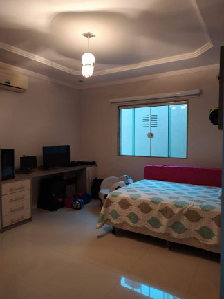 Imagem Casa com 4 Quartos à Venda, 330 m² em Vale Dos Cristais - Macaé Imagem Casa com 4 Quartos à Venda, 330 m² em Vale Dos Cristais - Macaé