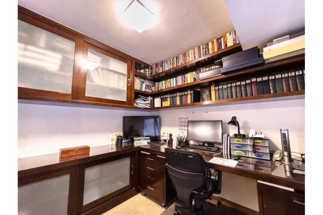 Imagem Apartamento com 5 Quartos à Venda, 369 m² em  Moema  -  São Paulo 