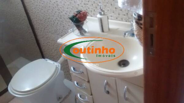 Imagem Apartamento com 2 Quartos à Venda, 64 m² em Maracanã - Rio De Janeiro Imagem Apartamento com 2 Quartos à Venda, 64 m² em Maracanã - Rio De Janeiro