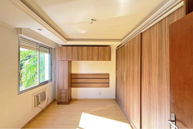 Imagem Apartamento com 3 Quartos à Venda, 60 m² em Santo Antônio - Porto Alegre Imagem Apartamento com 3 Quartos à Venda, 60 m² em Santo Antônio - Porto Alegre