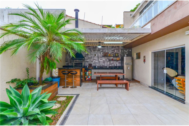 Imagem Casa com 3 Quartos à Venda, 259 m² em Vila Mariana - São Paulo Imagem Casa com 3 Quartos à Venda, 259 m² em Vila Mariana - São Paulo