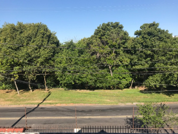 Imagem Casa com 4 Quartos à Venda, 230 m² em Jardim Itu - Porto Alegre