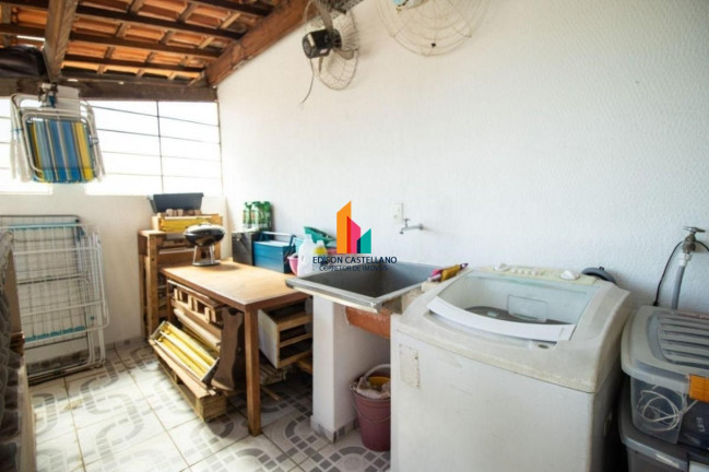 Imagem Casa com 3 Quartos à Venda, 150 m² em Vila De Vecchi - Jundiaí Imagem Casa com 3 Quartos à Venda, 150 m² em Vila De Vecchi - Jundiaí