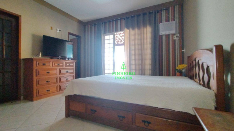 Imagem Casa com 3 Quartos à Venda, 339 m² em Sete Pontes - São Gonçalo Imagem Casa com 3 Quartos à Venda, 339 m² em Sete Pontes - São Gonçalo