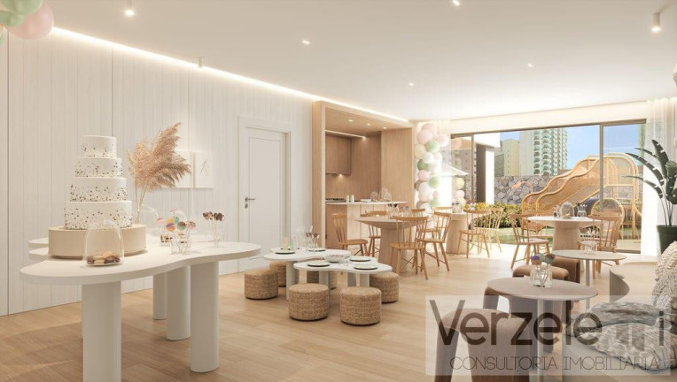 Imagem Imóvel com 4 Quartos à Venda, 178 m² em Centro - Balneário Camboriú