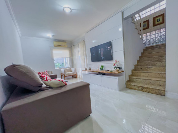 Imagem Casa com 4 Quartos à Venda, 388 m² em Colina Maria Luíza (jordanésia) - Cajamar Imagem Casa com 4 Quartos à Venda, 388 m² em Colina Maria Luíza (jordanésia) - Cajamar