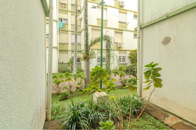 Imagem Imóvel com 2 Quartos à Venda, 48 m² em Santa Maria Goretti - Porto Alegre Imagem Imóvel com 2 Quartos à Venda, 48 m² em Santa Maria Goretti - Porto Alegre