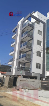 Imóvel com 3 Quartos à Venda, 102 m²