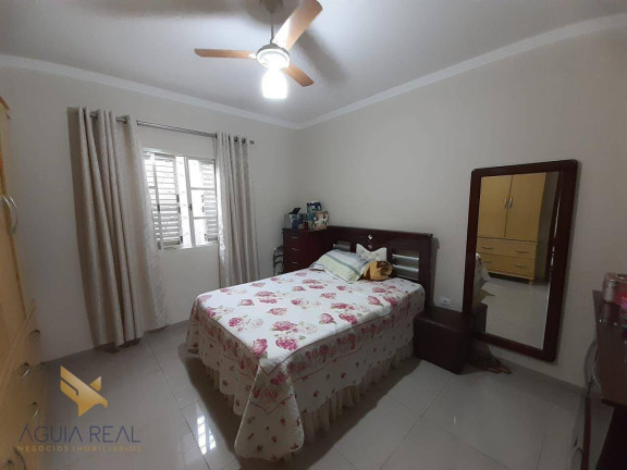 Imagem Casa com 3 Quartos à Venda, 238 m² em Jardim Jóquei Club - Campo Grande Imagem Casa com 3 Quartos à Venda, 238 m² em Jardim Jóquei Club - Campo Grande
