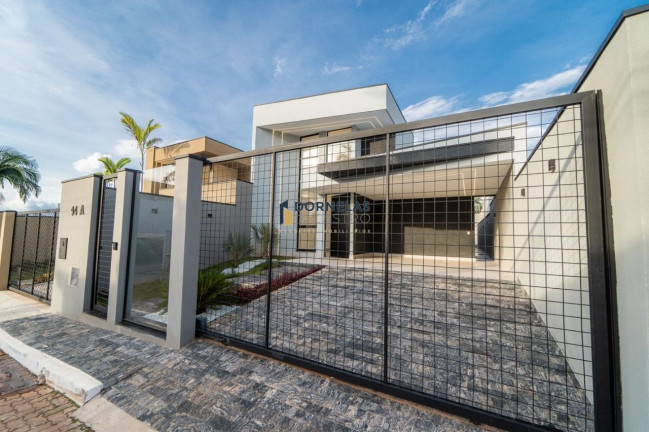 Imagem Casa com 4 Quartos à Venda, 400 m² em Setor Habitacional Arniqueira (águas Claras) - Brasília Imagem Casa com 4 Quartos à Venda, 400 m² em Setor Habitacional Arniqueira (águas Claras) - Brasília