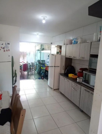 Imagem Sobrado com 2 Quartos à Venda, 84 m² em Cedro - Camboriú Imagem Sobrado com 2 Quartos à Venda, 84 m² em Cedro - Camboriú
