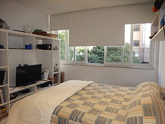 Imagem Apartamento com 3 Quartos à Venda, em Ipanema - Rio De Janeiro Imagem Apartamento com 3 Quartos à Venda, em Ipanema - Rio De Janeiro