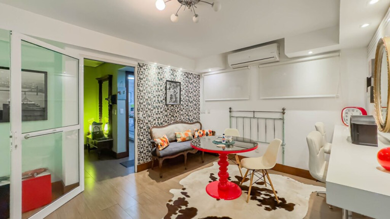 Imagem Imóvel com 2 Quartos à Venda, em Moinhos De Vento - Porto Alegre Imagem Imóvel com 2 Quartos à Venda, em Moinhos De Vento - Porto Alegre