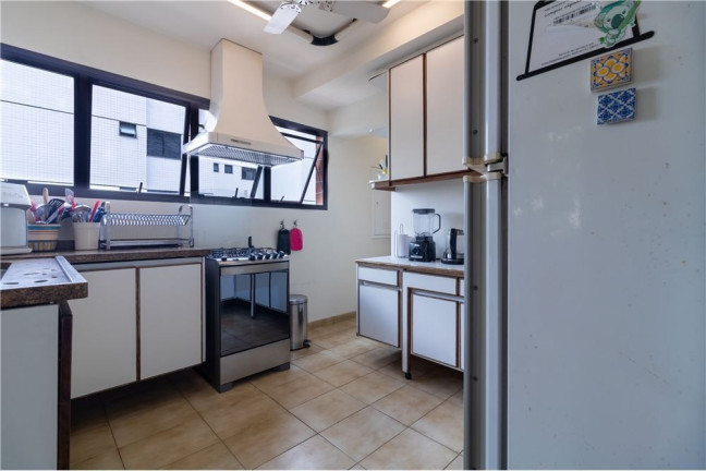 Imagem Apartamento com 4 Quartos à Venda, 251 m² em Real Parque - São Paulo Imagem Apartamento com 4 Quartos à Venda, 251 m² em Real Parque - São Paulo