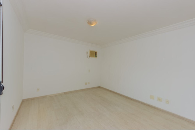 Imagem Casa de Condomínio com 4 Quartos à Venda, 276 m² em Interlagos - São Paulo Imagem Casa de Condomínio com 4 Quartos à Venda, 276 m² em Interlagos - São Paulo