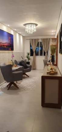 Imagem Casa com 2 Quartos à Venda, em Madri - Palhoça Imagem Casa com 2 Quartos à Venda, em Madri - Palhoça