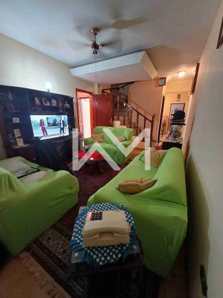 Imagem Casa com 3 Quartos à Venda, 216 m² em Vila Galvão - Guarulhos Imagem Casa com 3 Quartos à Venda, 216 m² em Vila Galvão - Guarulhos