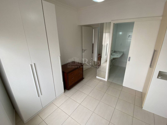 Imagem Apartamento com 3 Quartos para Alugar, 131 m² em Centro - Balneário Camboriú