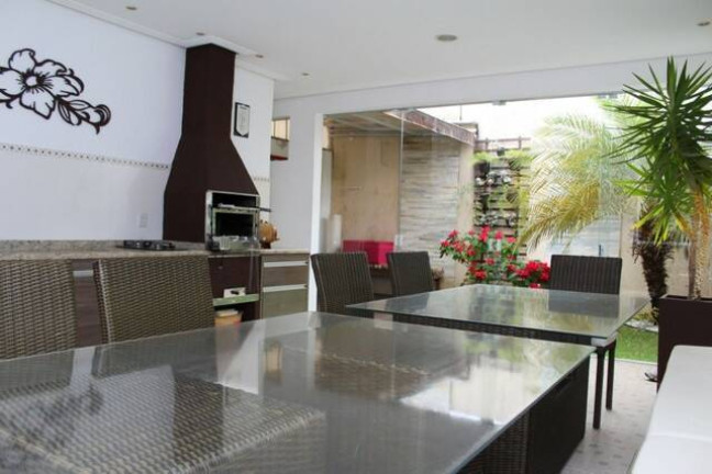 Casa de Condomínio com 2 Quartos à Venda, 150 m² em Wanel Ville - Sorocaba
