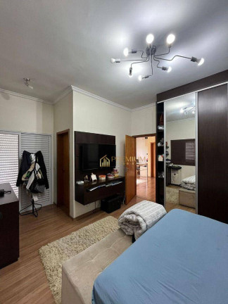 Imagem Casa com 3 Quartos à Venda, 430 m² em Villa Branca - Jacareí