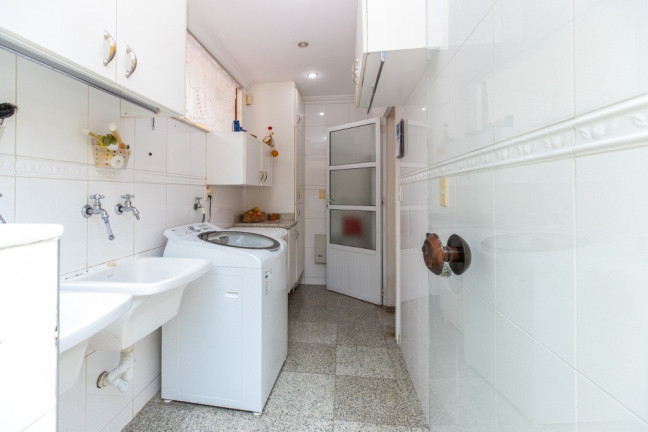 Imagem Casa com 4 Quartos à Venda, em Jardim Das Bandeiras - São Paulo Imagem Casa com 4 Quartos à Venda, em Jardim Das Bandeiras - São Paulo