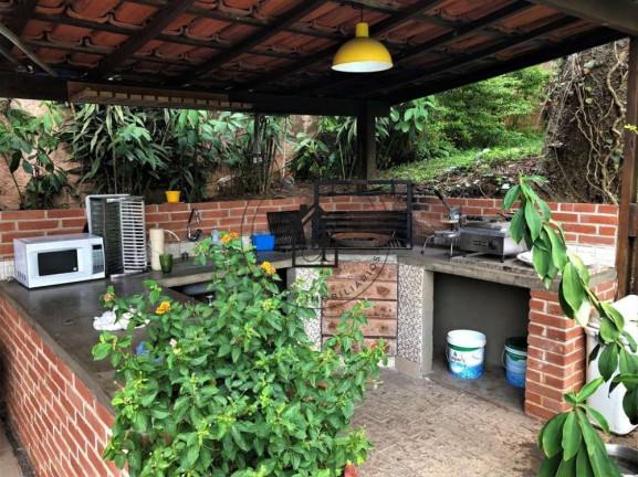 Imagem Casa com 3 Quartos à Venda, 2.488 m² em Vila Santo Antônio - Cotia Imagem Casa com 3 Quartos à Venda, 2.488 m² em Vila Santo Antônio - Cotia
