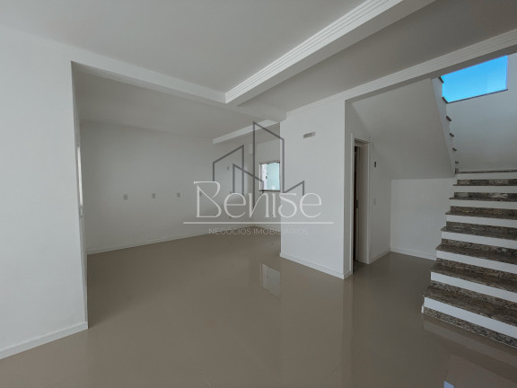 Imagem Casa com 3 Quartos à Venda, 127 m² em Nova Esperança - Balneário Camboriú
