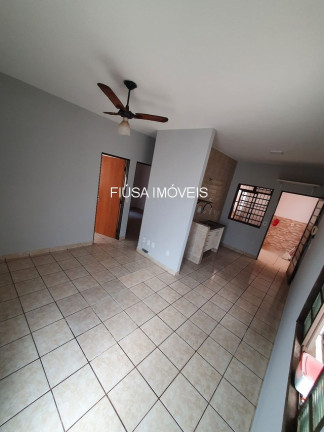 Imagem Casa com 2 Quartos à Venda, em Jardim Arlindo Laguna - Ribeirão Preto Imagem Casa com 2 Quartos à Venda, em Jardim Arlindo Laguna - Ribeirão Preto