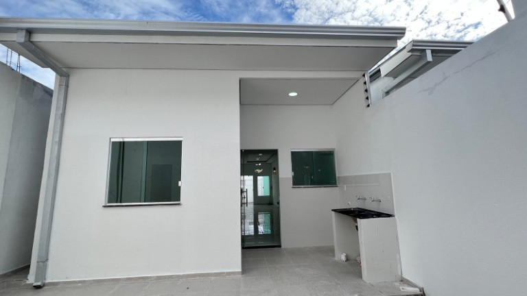 Imagem Casa com 3 Quartos à Venda, 81 m² em Parque 10 De Novembro - Manaus