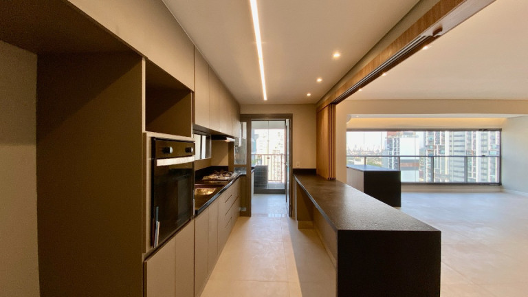 Imagem Apartamento com 3 Quartos à Venda, 130 m² em Jardim Das Acácias - São Paulo