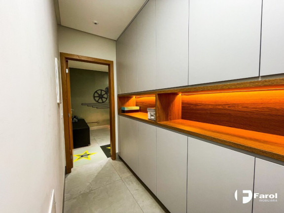 Imagem Casa de Condomínio com 4 Quartos à Venda, 265 m² em Residencial Goiânia Golfe Clube - Goiânia Imagem Casa de Condomínio com 4 Quartos à Venda, 265 m² em Residencial Goiânia Golfe Clube - Goiânia