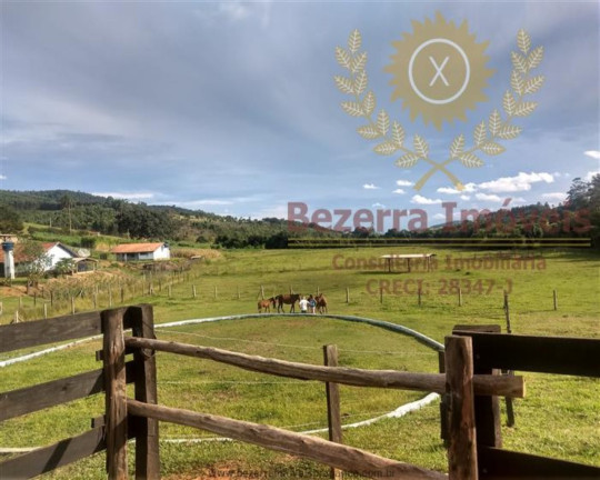 Imagem Imóvel com 3 Quartos à Venda, 800 m² em Guaripocaba - Vargem Imagem Imóvel com 3 Quartos à Venda, 800 m² em Guaripocaba - Vargem