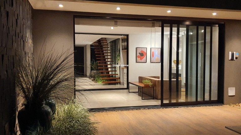 Imagem Sobrado com 4 Quartos à Venda, 400 m² em Residencial Alphaville Iv - Campo Grande Imagem Sobrado com 4 Quartos à Venda, 400 m² em Residencial Alphaville Iv - Campo Grande