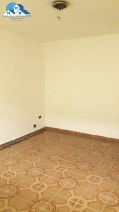 Imagem Casa com 2 Quartos à Venda, 274 m² em Vila Nhocune - São Paulo Imagem Casa com 2 Quartos à Venda, 274 m² em Vila Nhocune - São Paulo