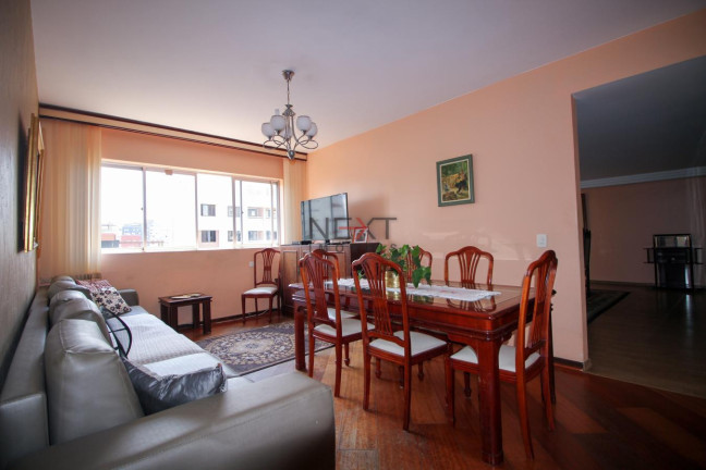 Imagem Apartamento com 3 Quartos à Venda, 197 m² em Centro - Curitiba