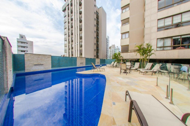 Imagem Imóvel com 4 Quartos à Venda, 310 m² em Bela Vista - Porto Alegre Imagem Imóvel com 4 Quartos à Venda, 310 m² em Bela Vista - Porto Alegre