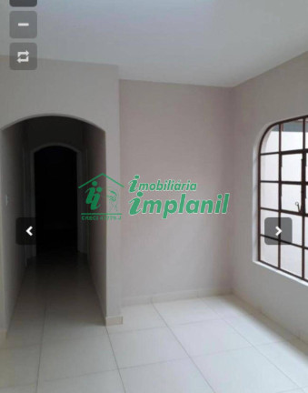 Imagem Casa com 3 Quartos para Alugar, 695 m² em Vila Santa Terezinha - Várzea Paulista Imagem Casa com 3 Quartos para Alugar, 695 m² em Vila Santa Terezinha - Várzea Paulista